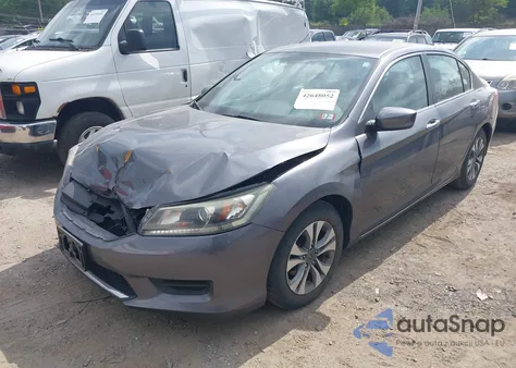 2015 Honda Accord Lx z USA, uszkodzony, nr VIN 1HGCR2F39FA033423